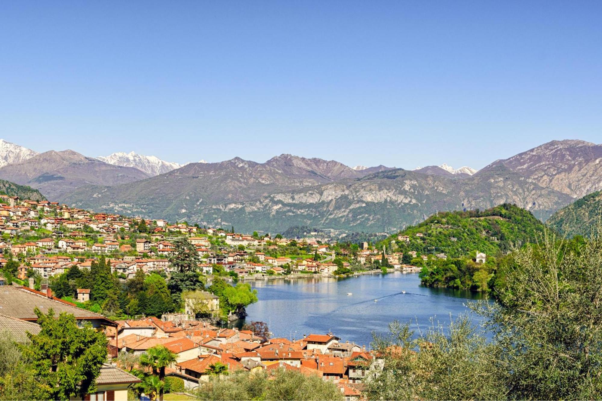 Bella Lake View Colonno Екстер'єр фото